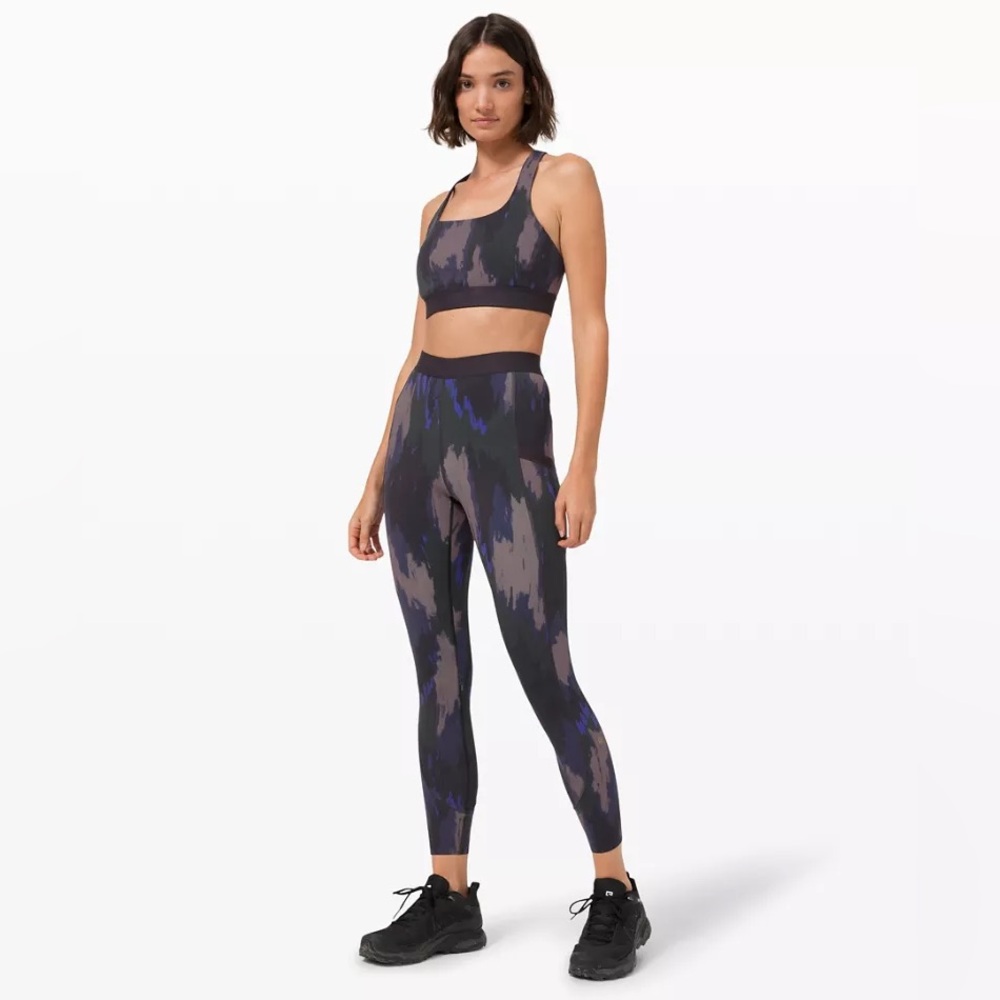 Lululemon X Robert Geller Take a Moment Tight 25” size 8